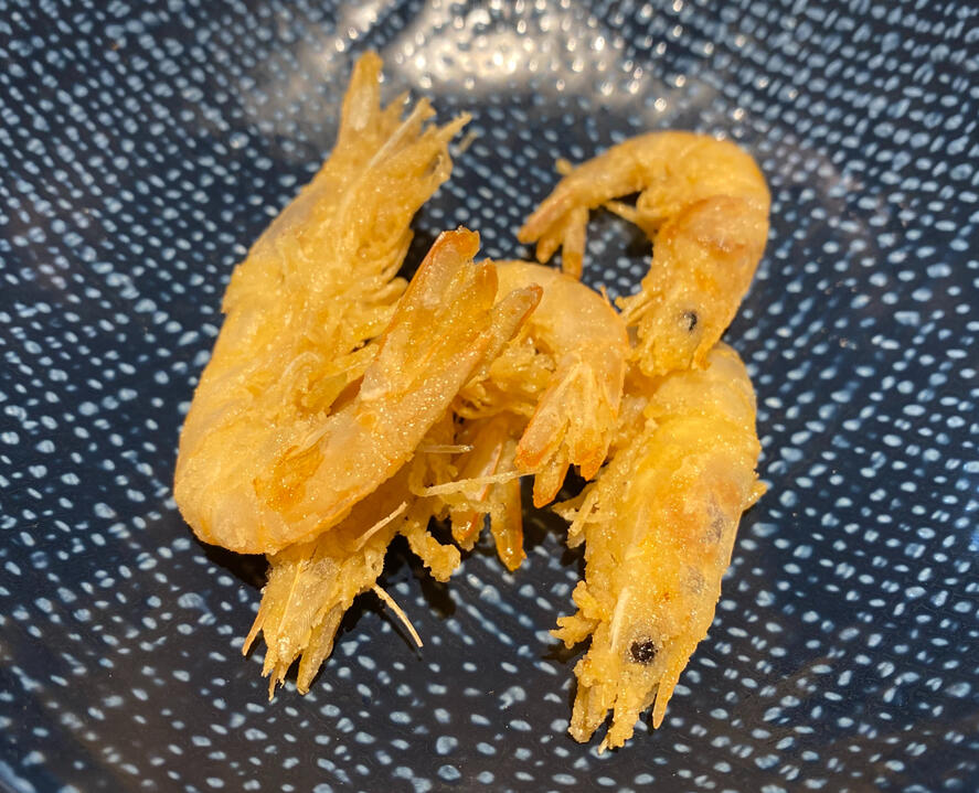 Prawn poppers deep-fried with flour